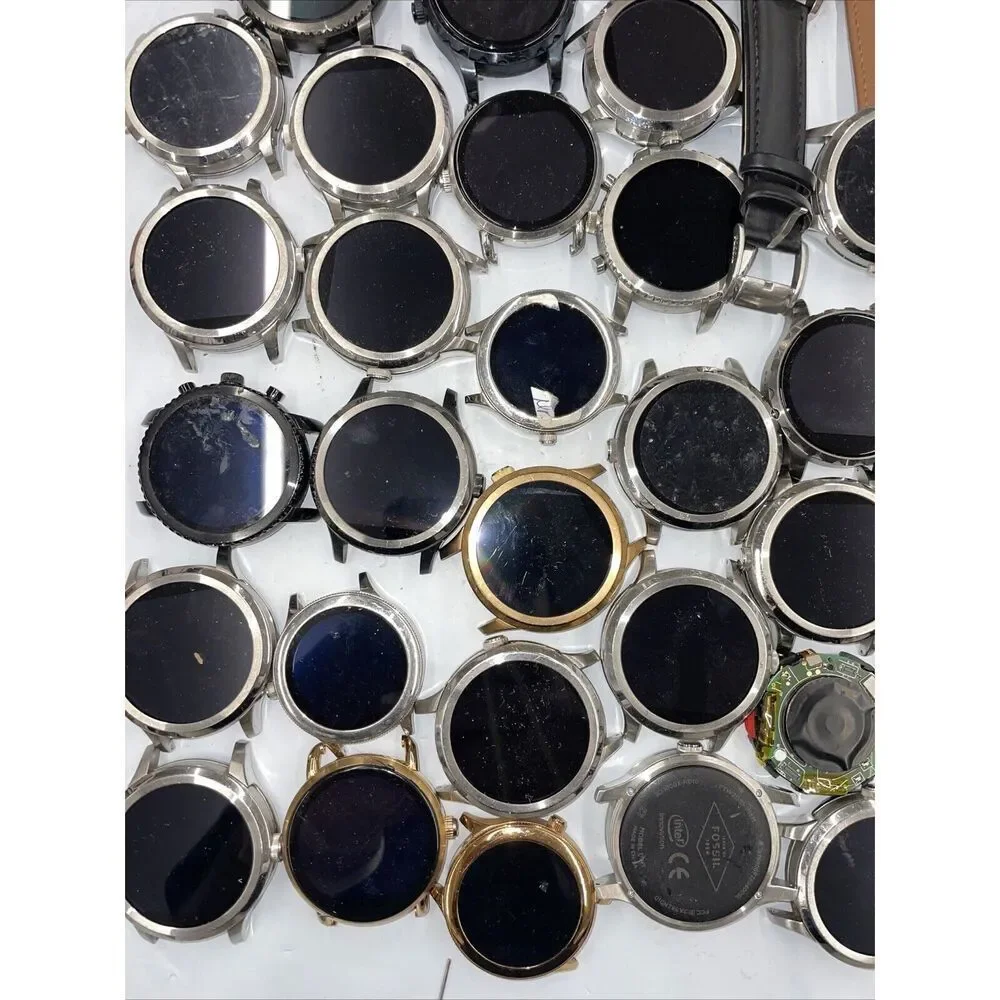 Wholesale watch lot of Michael Kors Gen 3 Smart Watch esQty 100 Sku LAN31